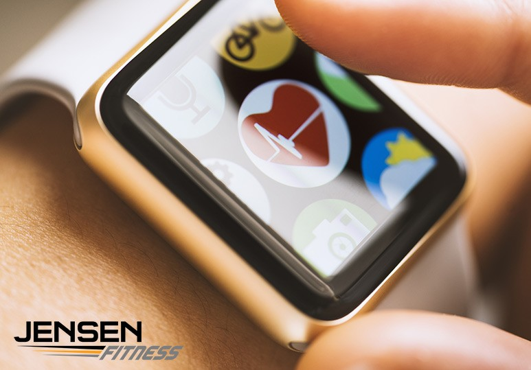 4 Reasons Fitness Trackers Help You Lose Weight Faster 